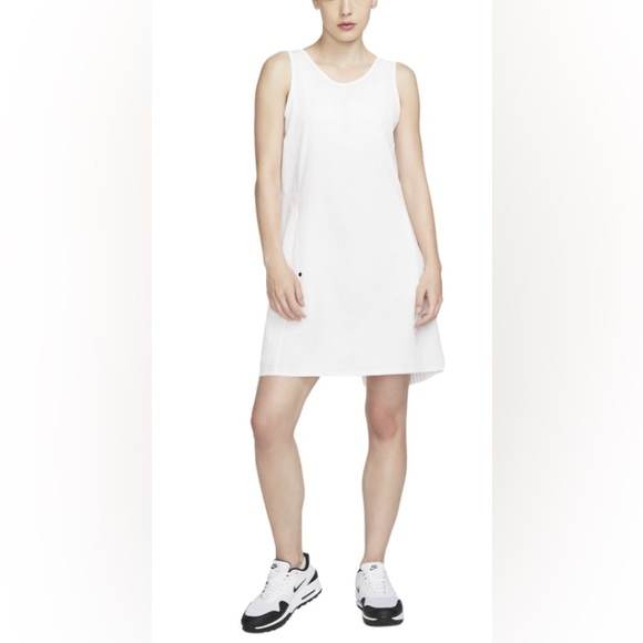 Nike Ace Golf Dress NWT ⛳️ - Picture 1 of 11